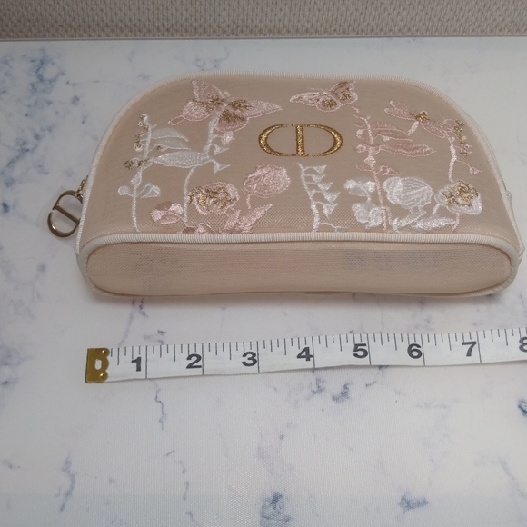 DIOR Mesh Beauty Pouch Bag Embroidered Butterflies and Dragonflies - Picture 7 of 8